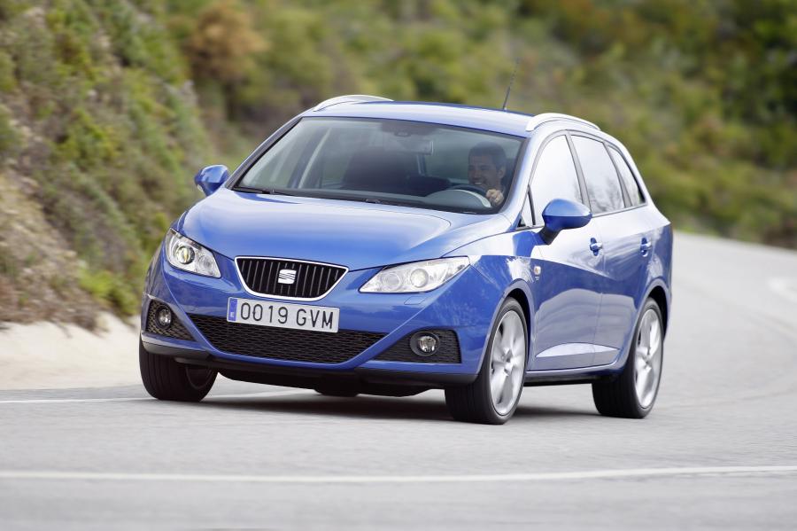  Seat Ibiza ST 2010 года  (фото 35 из 102)